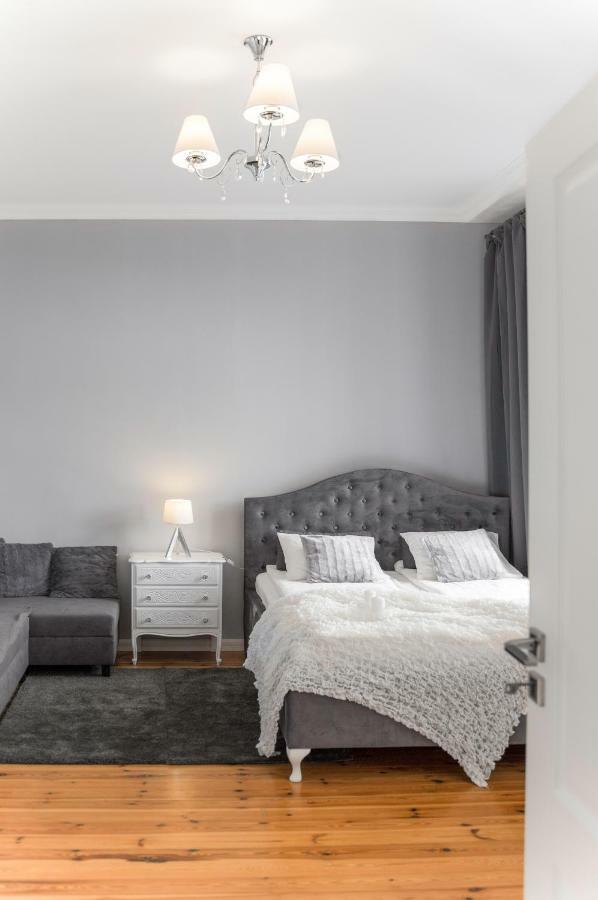 Classic Apartments - Top Location, Bezplatny Parking エウク エクステリア 写真