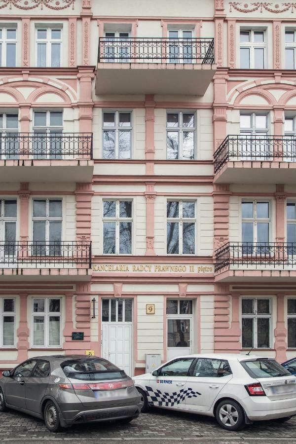 Classic Apartments - Top Location, Bezplatny Parking エウク エクステリア 写真